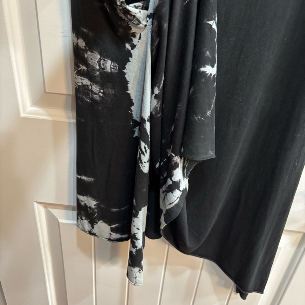 Earthbound Trading Co Black & White Tie-Dye Asymmetrical Skirt S - Picture 4 of 7